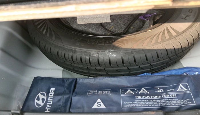 2024 Hyundai AURA S 1.2 CNG, CNG, Manual, 23,533 km, tyre