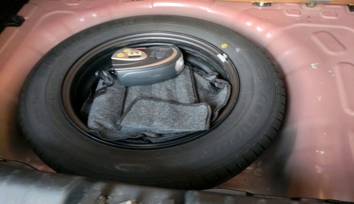 2020 KIA SONET GTX PLUS 1.0 DCT, Petrol, Automatic, 72,217 km, tyre