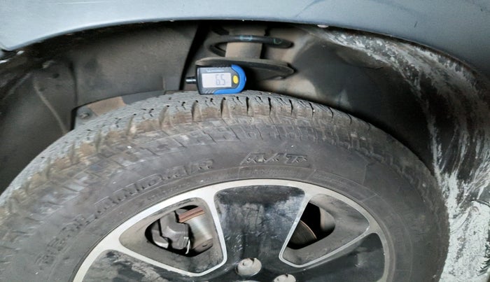 2018 Renault Duster 85 PS RXZ DIESEL, Diesel, Manual, 1,31,964 km, tyre