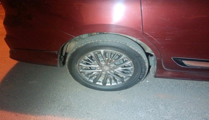 2019 Maruti Ertiga ZXI SHVS, Petrol, Manual, 39,777 km, tyre