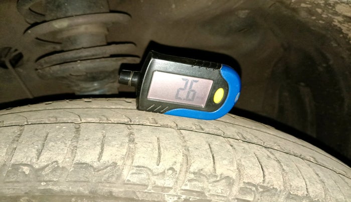 2014 Maruti Wagon R 1.0 VXI, Petrol, Manual, 47,365 km, tyre