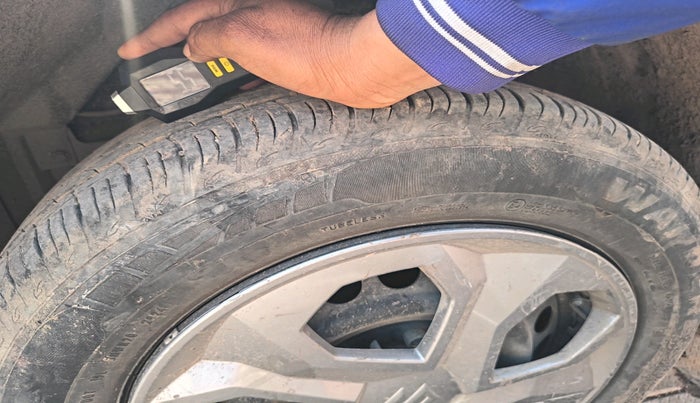 2024 Maruti BREZZA VXI, Petrol, Manual, 21,217 km, tyre