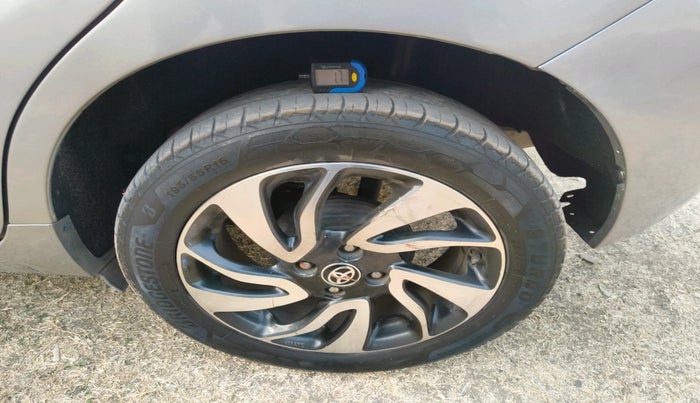 2020 Toyota Glanza G, Petrol, Manual, 1,64,200 km, tyre