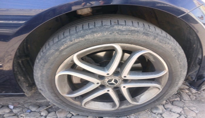 2017 Mercedes Benz C Class 220d, Diesel, Automatic, 47,160 km, tyre