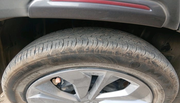 2024 Maruti FRONX SIGMA CNG 1.2 MT, CNG, Manual, 6,675 km, tyre