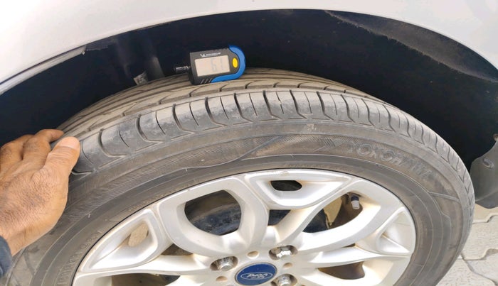 2017 Ford Ecosport TITANIUM 1.5L DIESEL, Diesel, Manual, 1,50,925 km, tyre