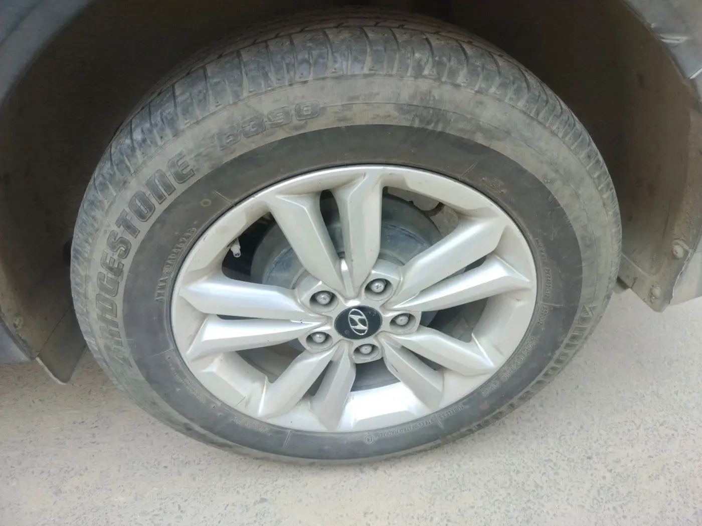 2017 Hyundai Creta SX PLUS 1.6 DIESEL, Diesel, Manual, 1,69,221 km, tyre