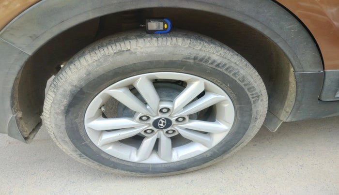 2017 Hyundai Creta SX PLUS 1.6 DIESEL, Diesel, Manual, 1,69,221 km, tyre