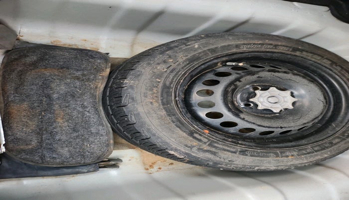 2014 Hyundai Xcent S 1.1 CRDI (O), Diesel, Manual, 85,965 km, tyre