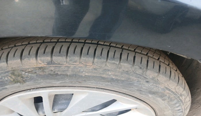 2015 Tata Zest XE 75PS DIESEL, Diesel, Manual, 73,115 km, tyre