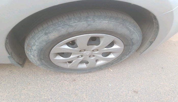 2018 Hyundai Elite i20 SPORTZ 1.2, CNG, Manual, 97,694 km, tyre