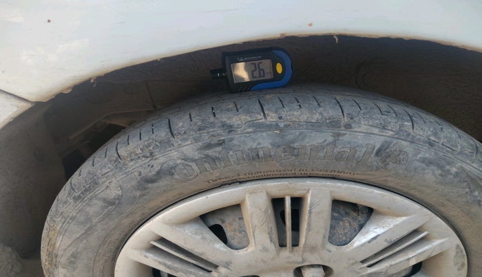 2012 Hyundai Santro Xing GLS, CNG, Manual, 1,18,790 km, tyre