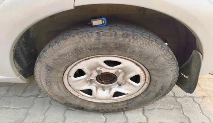 2012 Tata Aria PURE LX 4X2, Diesel, Manual, 1,01,600 km, tyre