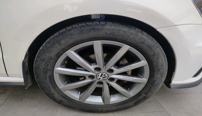 2020 Volkswagen Polo 1.0 GT TSI AT, Petrol, Automatic, 80,889 km, tyre