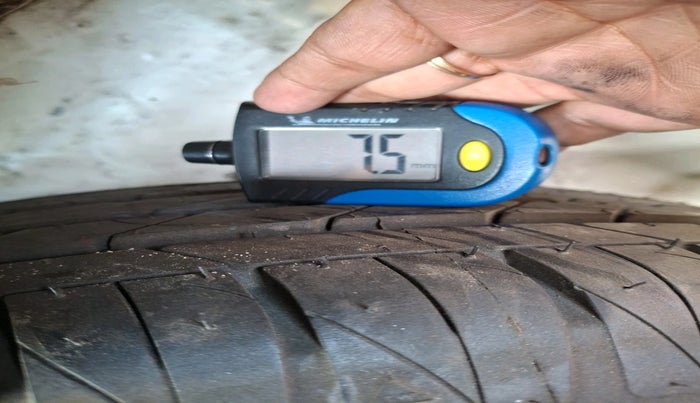 2022 Toyota URBAN CRUISER PREMIUM GRADE MT, Petrol, Manual, 45,731 km, tyre