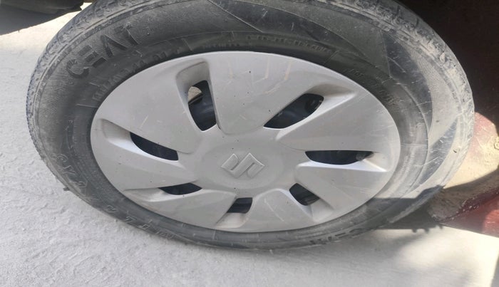 2016 Maruti Celerio VXI CNG, CNG, Manual, 1,73,024 km, tyre