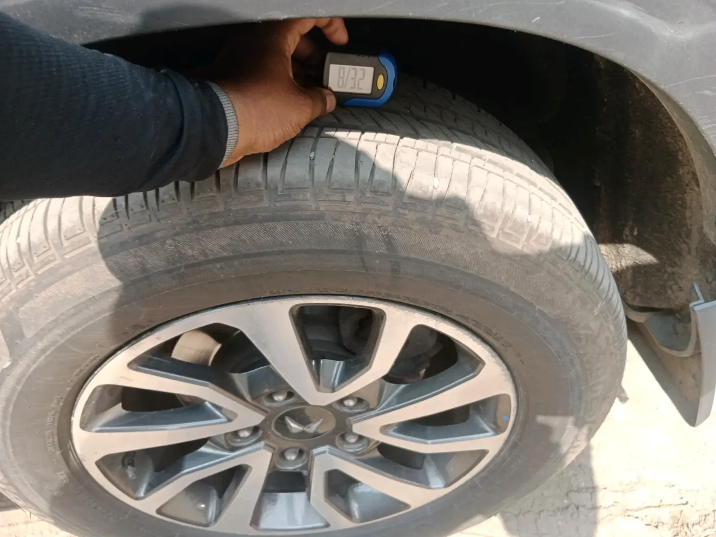 2023 Mahindra SCORPIO-N Z8 DIESEL AT 4WD 7 STR, Diesel, Automatic, 53,657 km, tyre