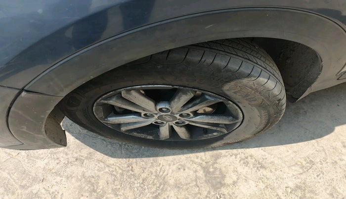 2017 Hyundai Creta SX 1.6 DIESEL, Diesel, Manual, 94,701 km, tyre