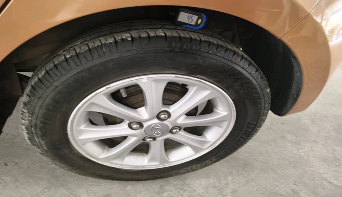 2015 Hyundai Grand i10 ASTA AT 1.2 KAPPA VTVT, Petrol, Automatic, 87,224 km, tyre