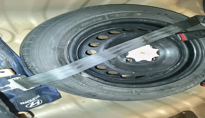 2015 Hyundai Grand i10 ASTA AT 1.2 KAPPA VTVT, Petrol, Automatic, 87,224 km, tyre