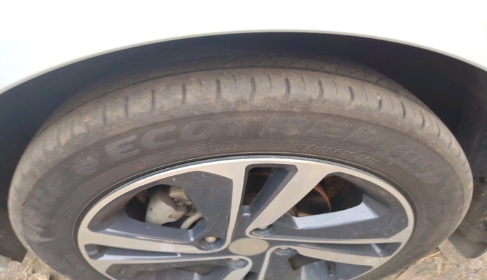 2025 Tata ALTROZ XZ PLUS O SUNROOF CNG, CNG, Manual, 24,134 km, tyre