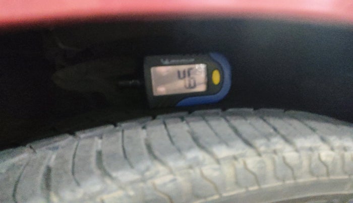 2012 Chevrolet Spark LT 1.0, Petrol, Manual, 82,043 km, tyre