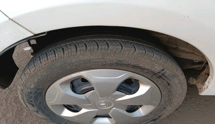 2017 Tata TIGOR XM PETROL, Petrol, Manual, 81,985 km, tyre