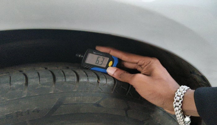 2011 Hyundai i20 SPORTZ 1.2, Petrol, Manual, 1,50,138 km, tyre