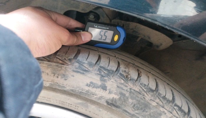 2022 Hyundai GRAND I10 NIOS MAGNA 1.2 KAPPA VTVT, Petrol, Manual, 30,459 km, tyre