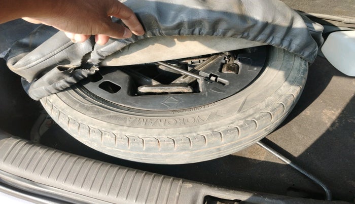 2011 Hyundai Santro Xing GL LPG, Petrol, Manual, 1,92,065 km, tyre