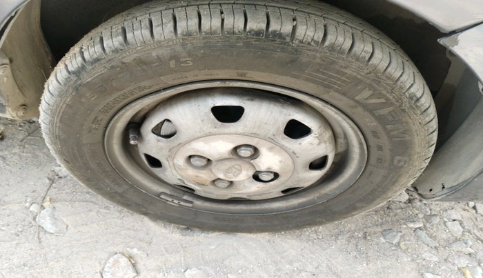 2011 Hyundai Santro Xing GL LPG, Petrol, Manual, 1,92,065 km, tyre