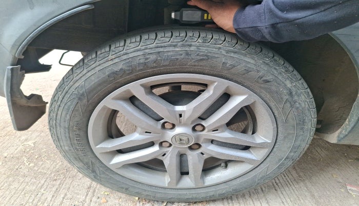 2020 Renault TRIBER RXZ, Petrol, Manual, 64,286 km, tyre