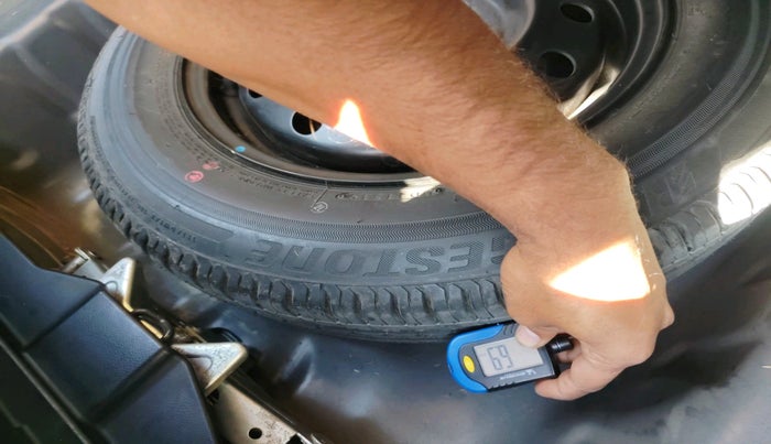 2019 Maruti Dzire VXI AMT, Petrol, Automatic, 45,921 km, tyre