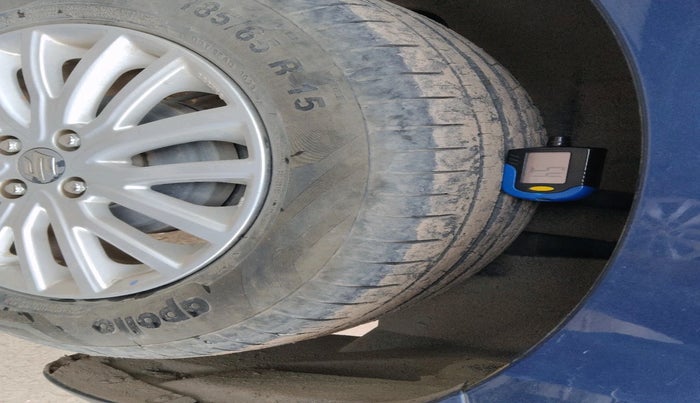 2022 Maruti Dzire ZXI, Petrol, Manual, 38,530 km, tyre