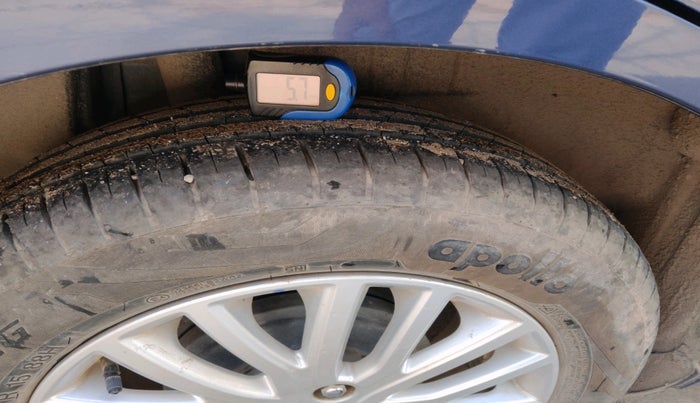 2022 Maruti Dzire ZXI, Petrol, Manual, 38,530 km, tyre