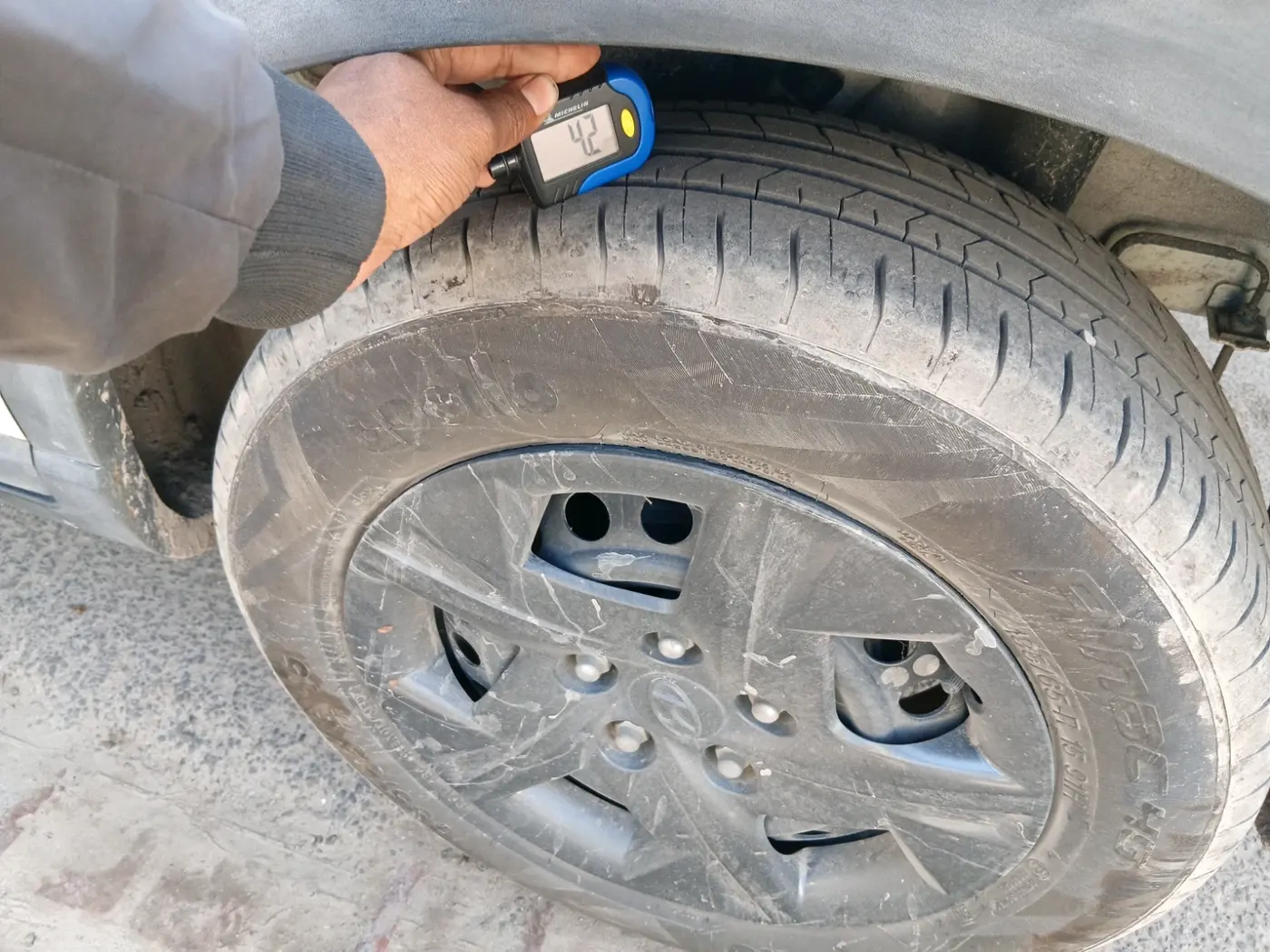2023 Hyundai VENUE SX 1.2 PETROL, Petrol, Manual, 15,665 km, tyre