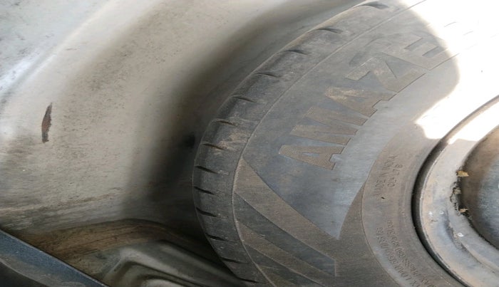 2015 Maruti Swift VDI, Diesel, Manual, 1,09,439 km, tyre