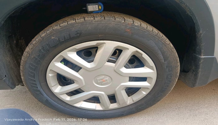 2017 Maruti Vitara Brezza VDI (O), Diesel, Manual, 1,63,212 km, tyre