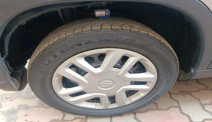 2017 Maruti Vitara Brezza VDI (O), Diesel, Manual, 1,63,212 km, tyre