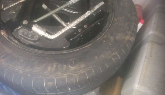 2020 Tata NEXON XZ PLUS (O) PETROL DUAL TONE, Petrol, Manual, 38,472 km, tyre