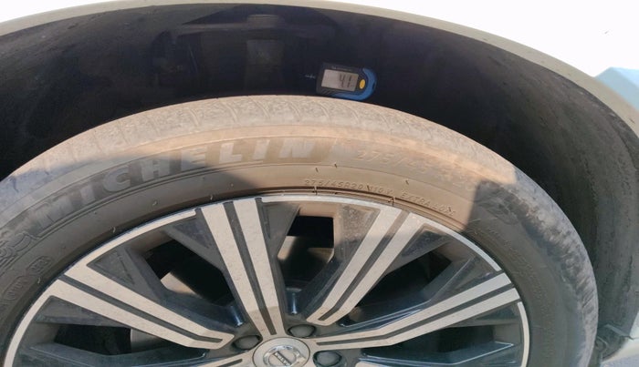 2019 Volvo XC 90 D5 Inscription, Diesel, Automatic, 1,01,375 km, tyre