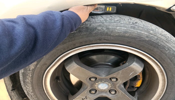 2011 Honda City 1.5L I-VTEC V AT, Petrol, Automatic, 77,792 km, tyre