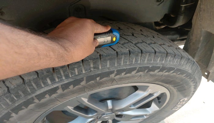 2023 Mahindra Thar LX D AT 4WD HT, Diesel, Automatic, 40,622 km, tyre