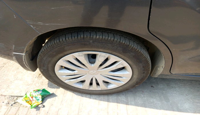 2015 Maruti Ertiga VDI, Diesel, Manual, 78,683 km, tyre