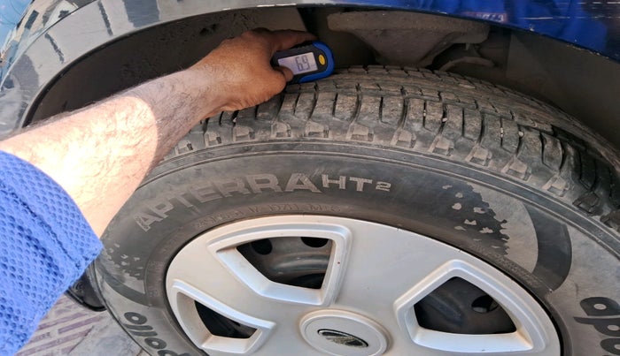 2016 Mahindra XUV500 W4, Diesel, Manual, 97,374 km, tyre