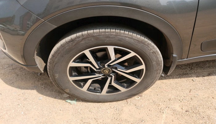 2023 Tata NEXON XM DIESEL, Diesel, Manual, 39,018 km, tyre