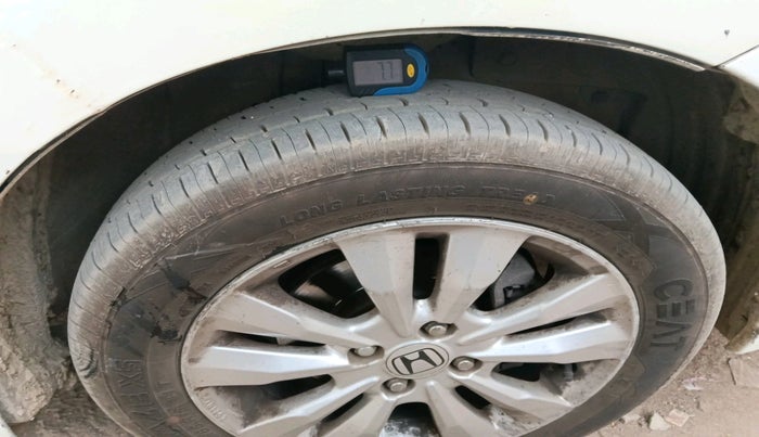 2012 Honda City 1.5L I-VTEC V MT, CNG, Manual, 1,50,462 km, tyre