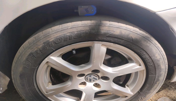 2014 Volkswagen Vento HIGHLINE DIESEL 1.6, Diesel, Manual, 78,801 km, tyre