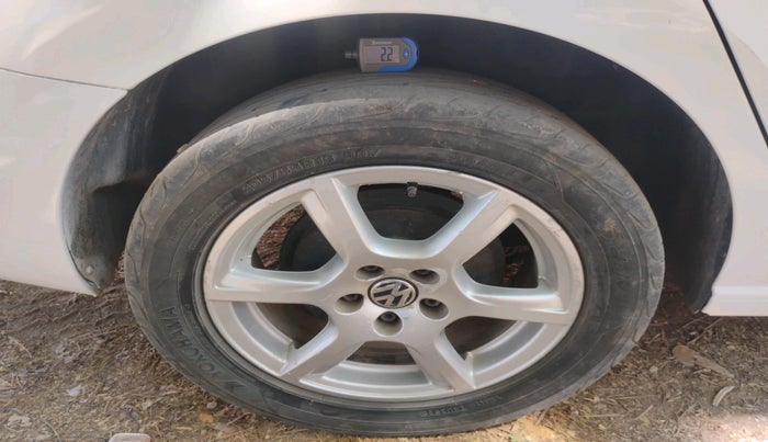 2014 Volkswagen Vento HIGHLINE DIESEL 1.6, Diesel, Manual, 78,801 km, tyre