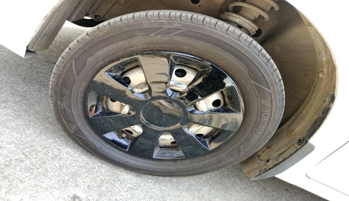 2016 Maruti Wagon R 1.0 LXI CNG, CNG, Manual, 66,565 km, tyre